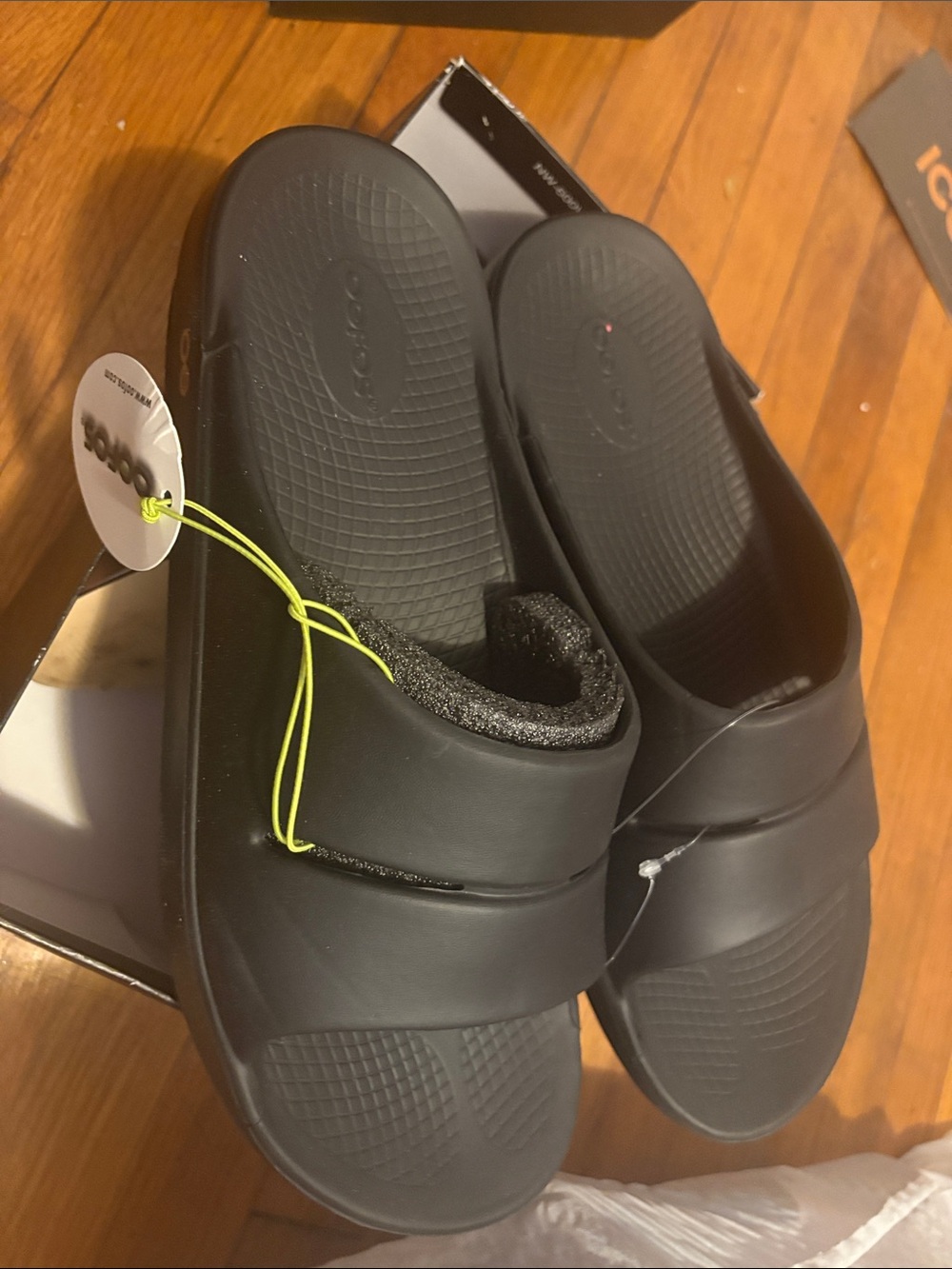 OOFOS Men's Black Slide Sandals